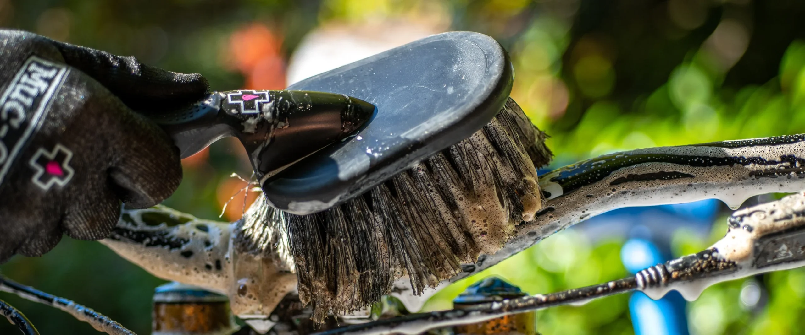 Muc-Off Kit de limpieza 8 en 1 cepillos especiales